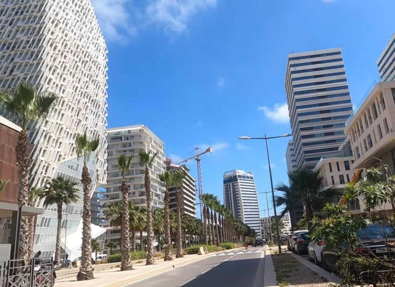 Apartment Prestigieuse A Casa Finance