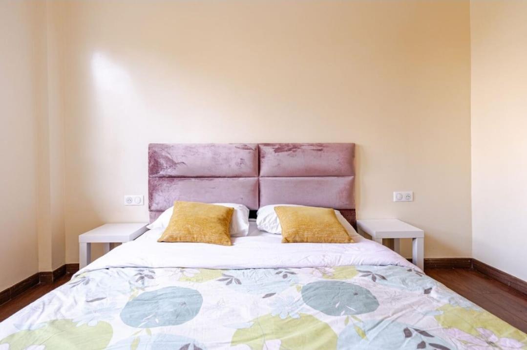 Prestigieuse A Casa Finance Apartment